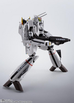 Hi-Metal R Macross Zero: VF-0S Phoenix (Roy Fokker) + QF-2200D-Ghost