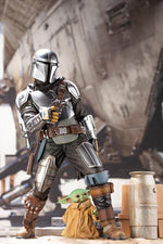 Star Wars - Mandalorian & The Child "The Mandalorian" ARTFX+