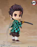 Figuarts Mini Demon Slayer: Kimetsu no Yaiba - Kamado Tanjiro (Kyojuro Rengoku's Sword Guard Ver.)