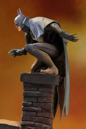 DC Comics - Batman Gotham By Gaslight ARTFX+ Statue