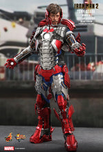 Iron Man 2 - Tony Stark (Mark V Suit Up Ver.) MMS600-D18